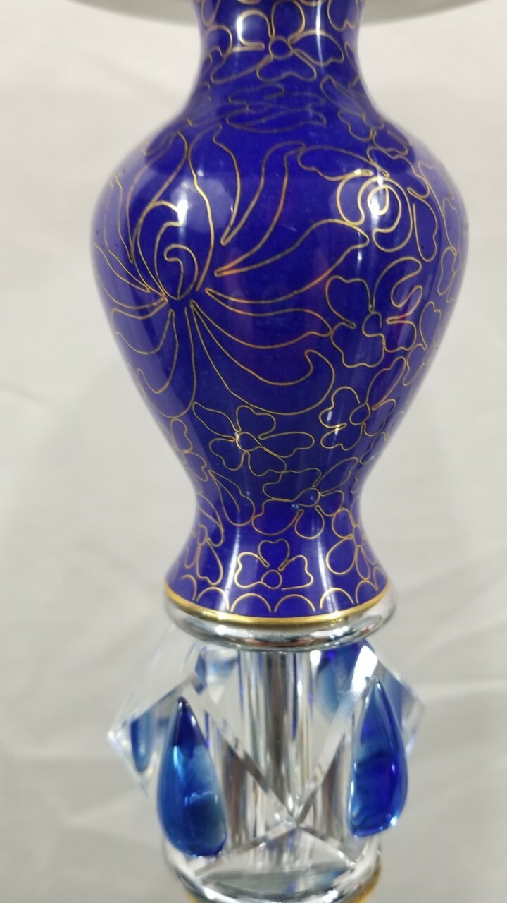 INHALE®️ 26” ORIGINAL EMERALD HOOKAH WITH A HAND BLOWN GLASS