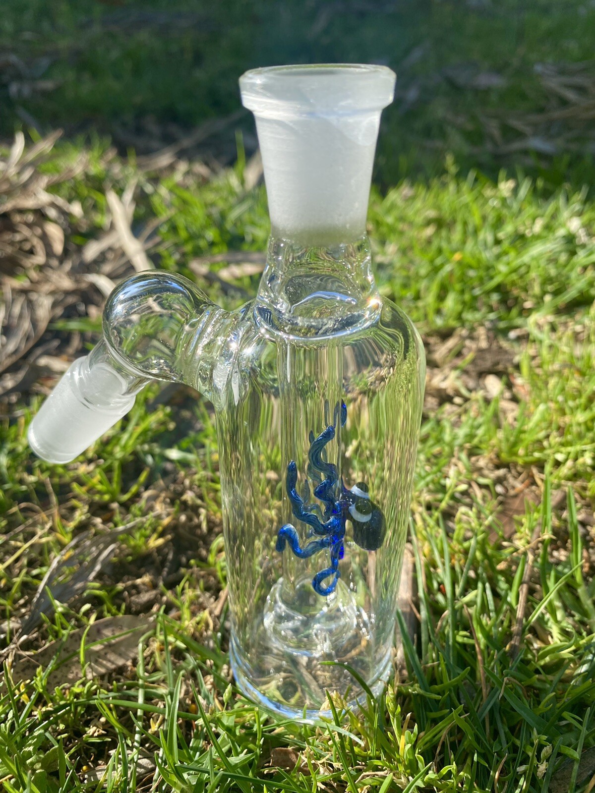 14mm Shower Head Glass Ash Catcher 45 degree (Blue Octopus)Thick Glass.