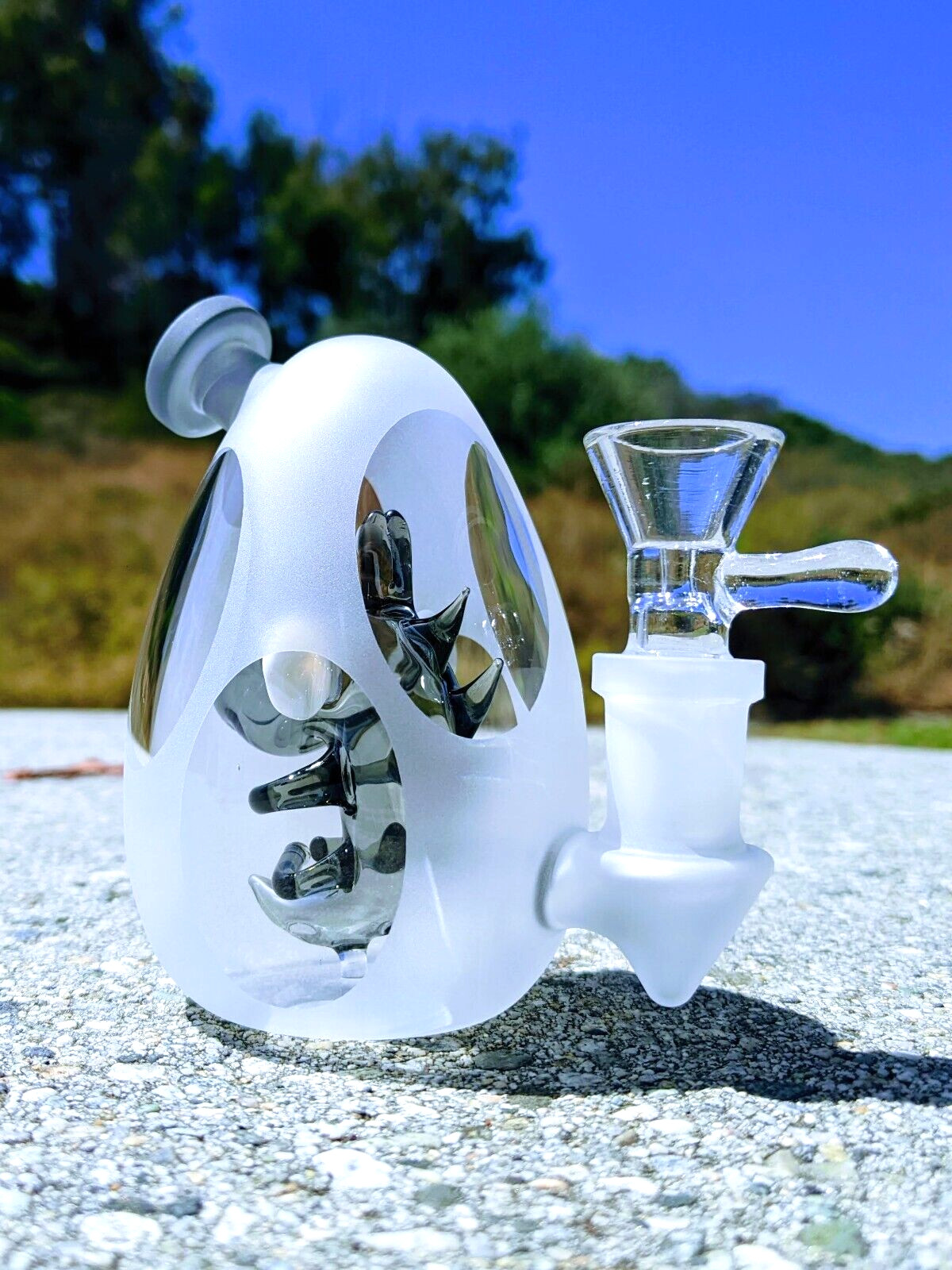 4.5&Prime; Black Frosted Baby Dinosaur Egg Bong Premium Quality Water Pipe Hookah
