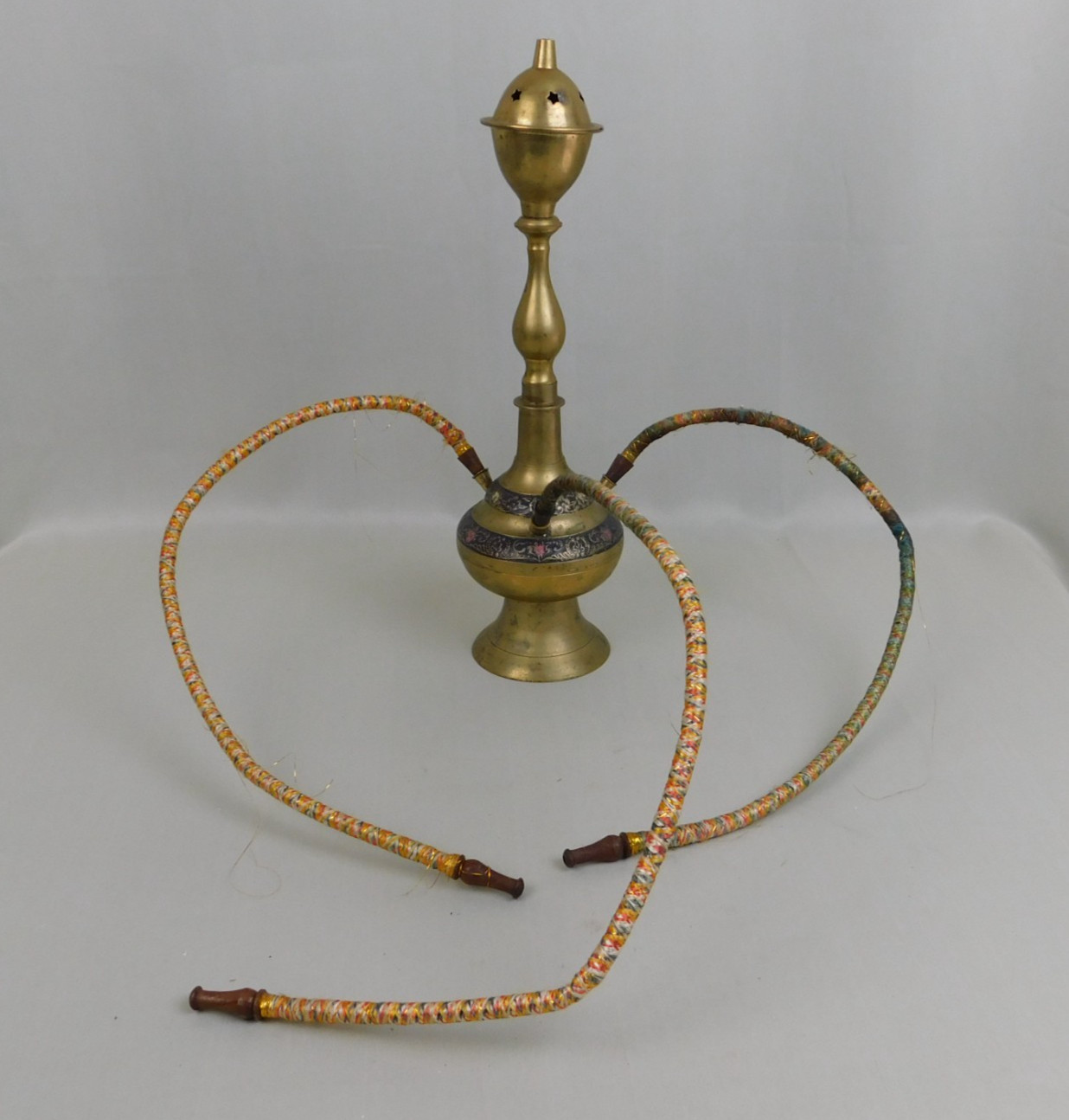 Vintage Mughal Style 14&Prime; Decorative Brass Hookah with 3 Hoses