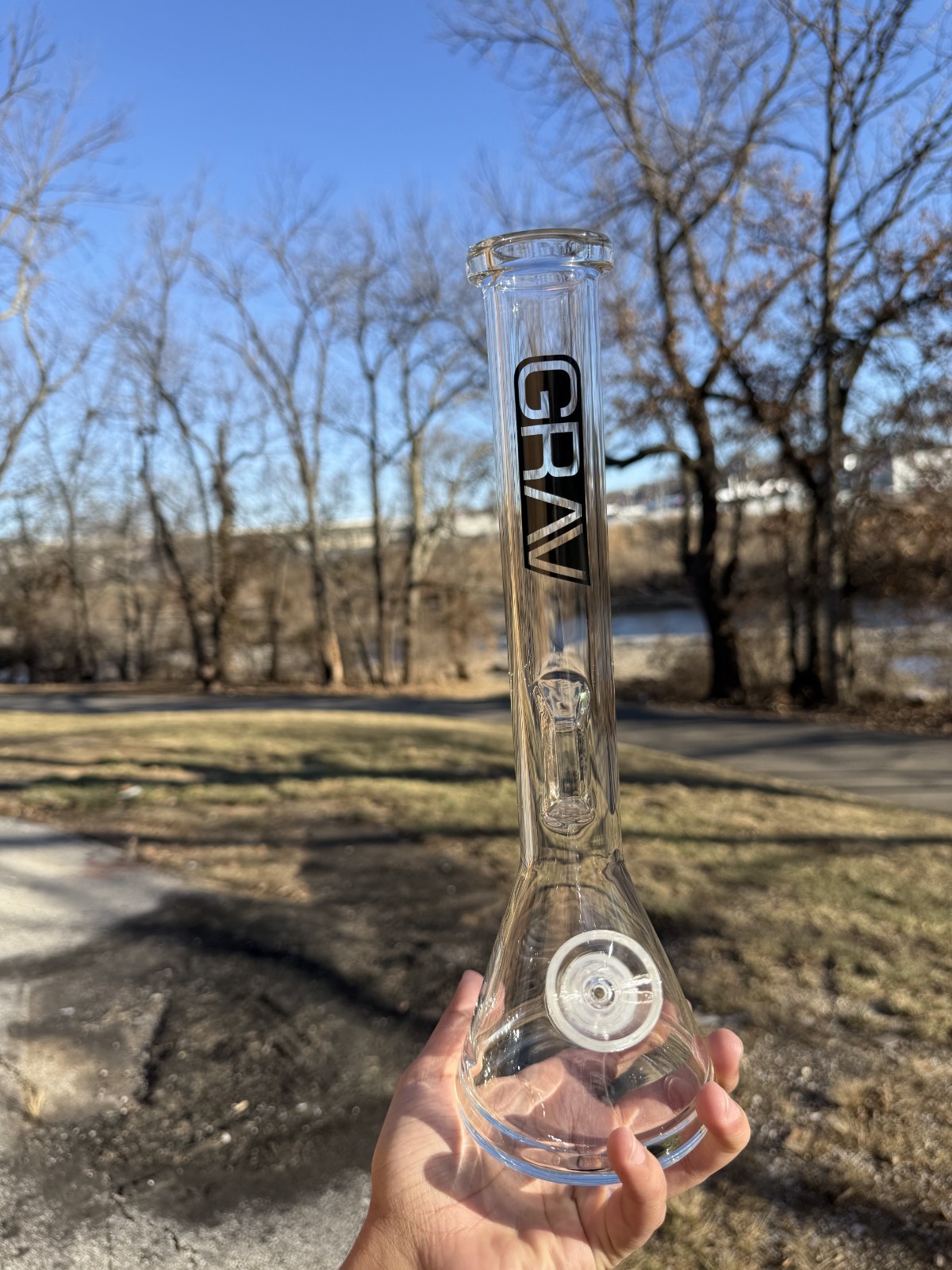 12-Inch GRAV Water Pipe Bong – Beaker Style This 12-inch GRAV beaker-style wate