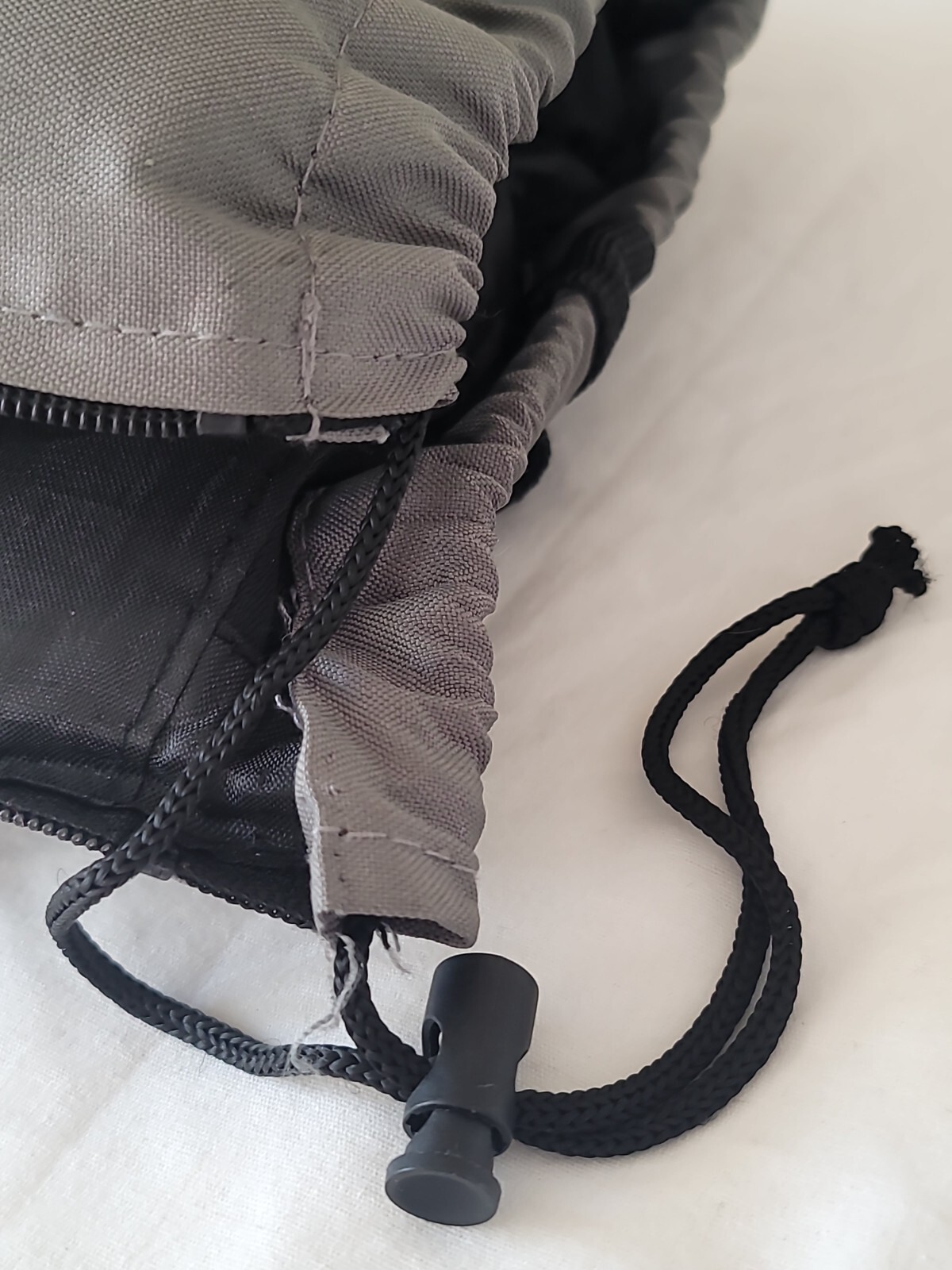 GP Glass Pillow Hookah Pipe Zipper Case Padded Bag Black Pockets 15&Prime; x 11&Prime; VGC