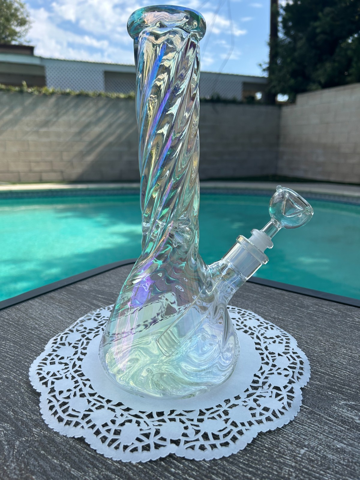 12&Prime; Inch Thick Iridescent Beaker Heavy Glass Water Bong Spiral Water Follow