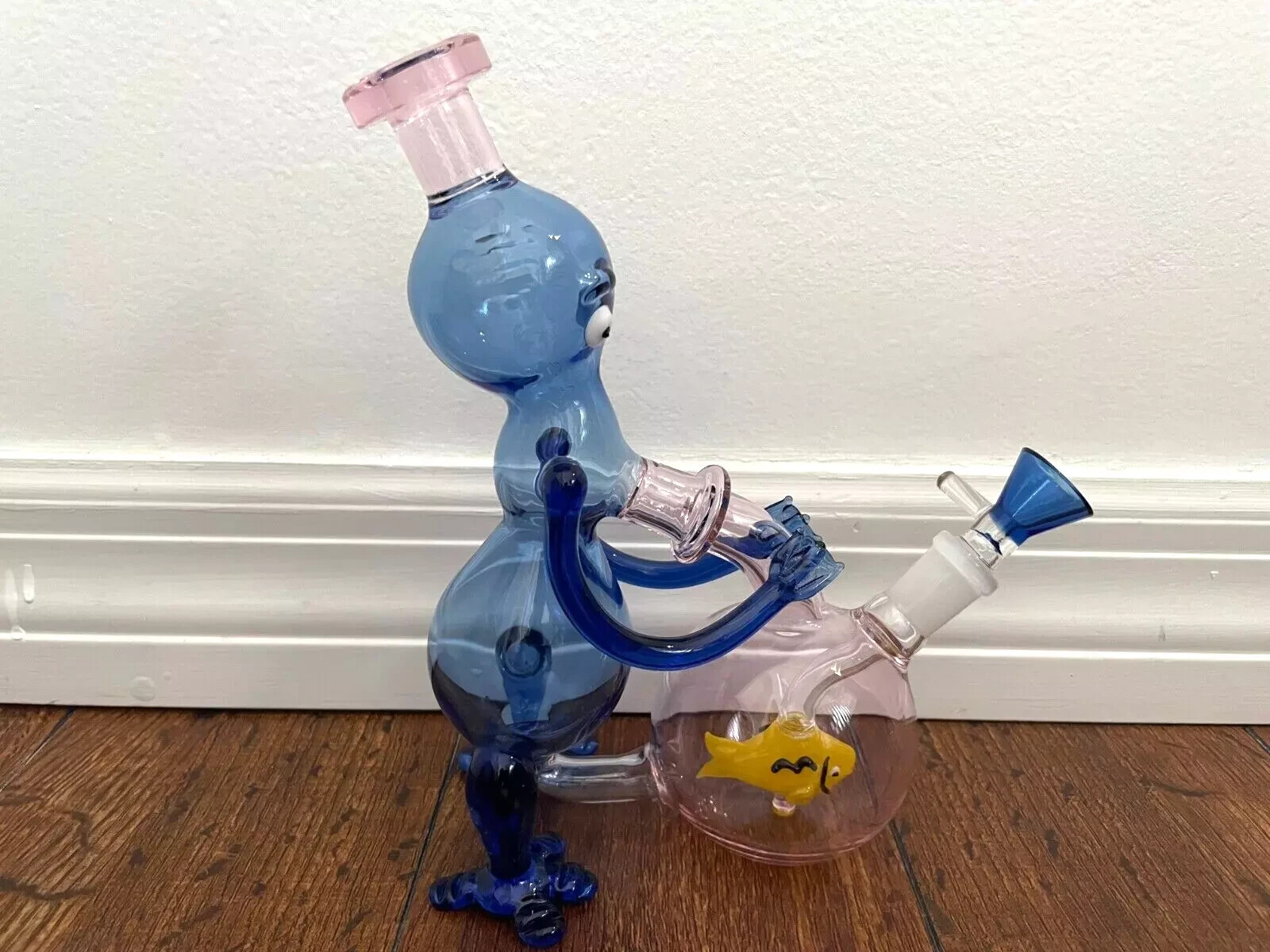 7.5” Premium Glass Water Pipe Art Alien Fish Bowl Inline Perc Blue 14mm