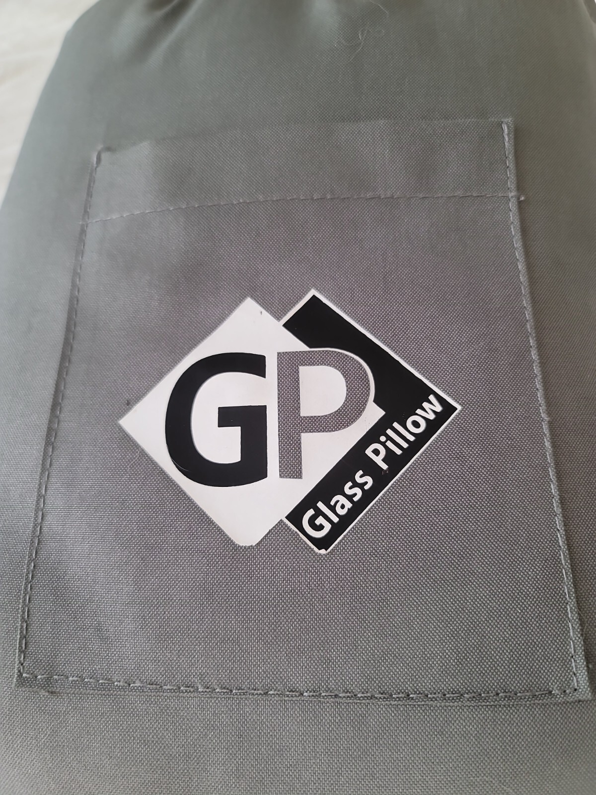 GP Glass Pillow Hookah Pipe Zipper Case Padded Bag Black Pockets 15&Prime; x 11&Prime; VGC