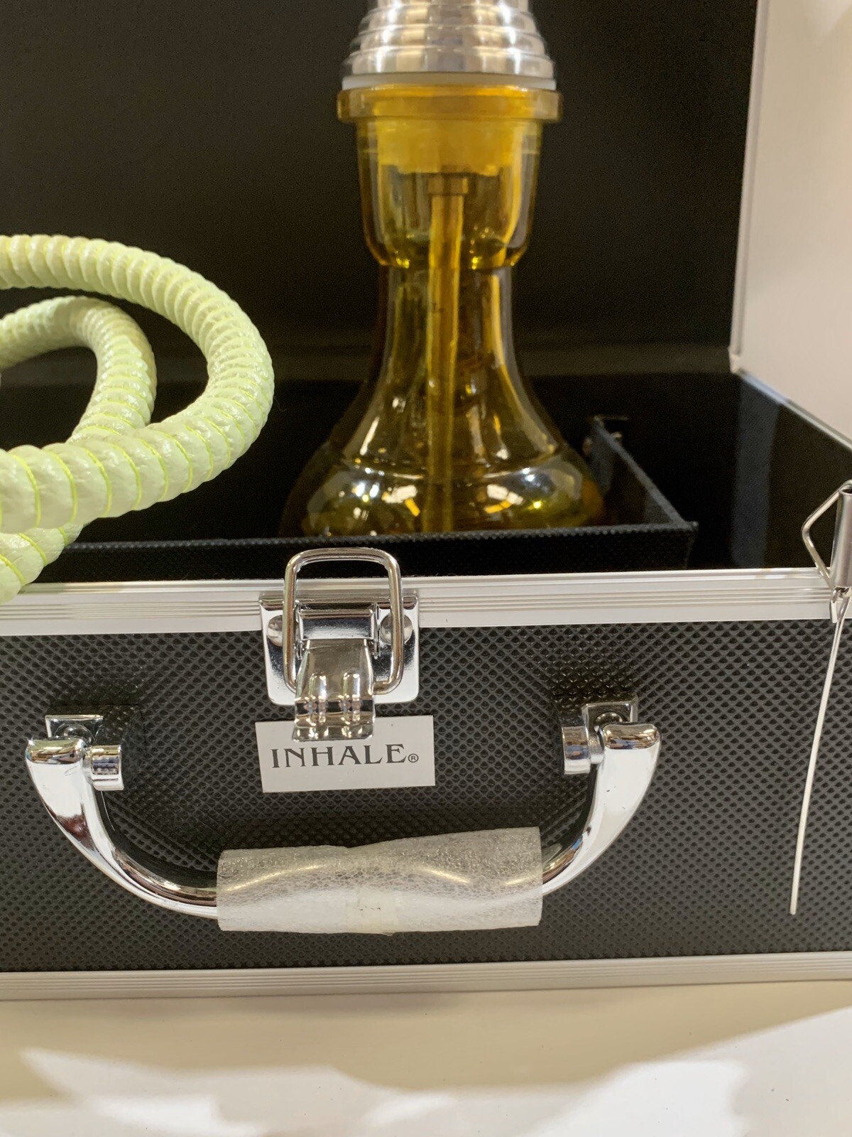 INHALE 17 INCH 1 HOSE JUNIOR HOOKAH IN A HARD SUITCASE