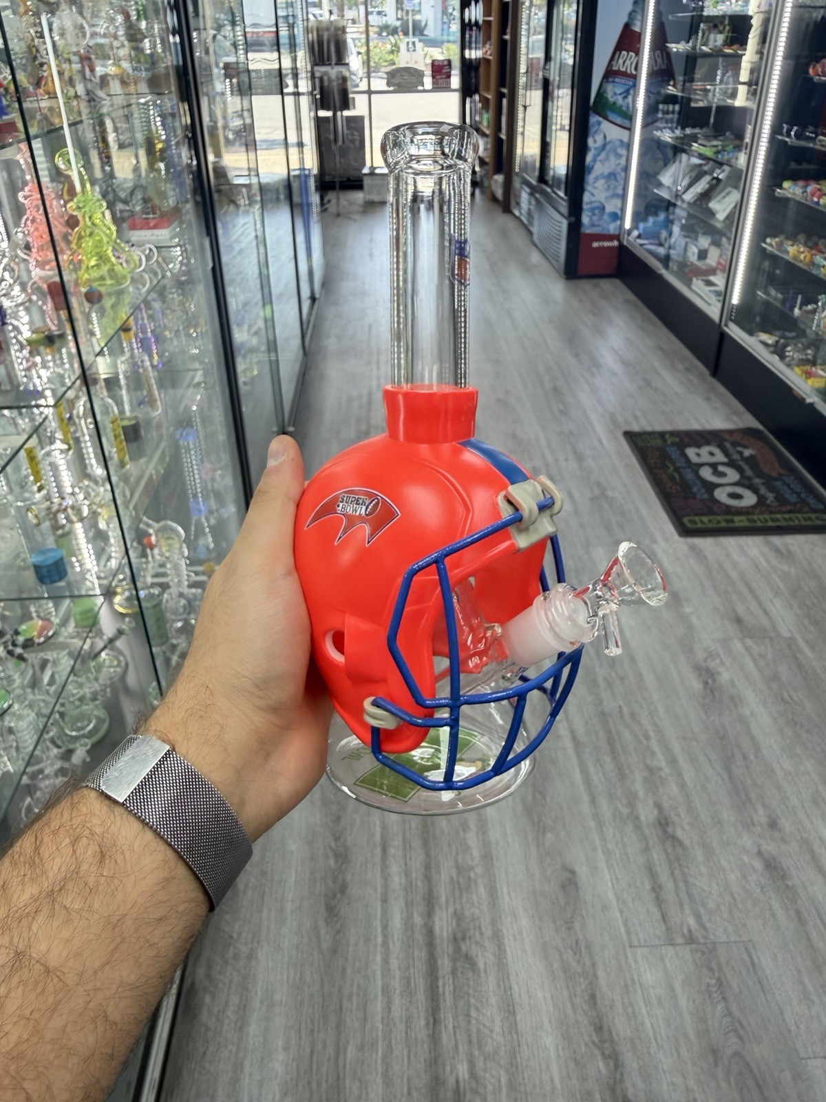 Football Helmet Glass Bong – Red & Blue Novelty Water Pipe