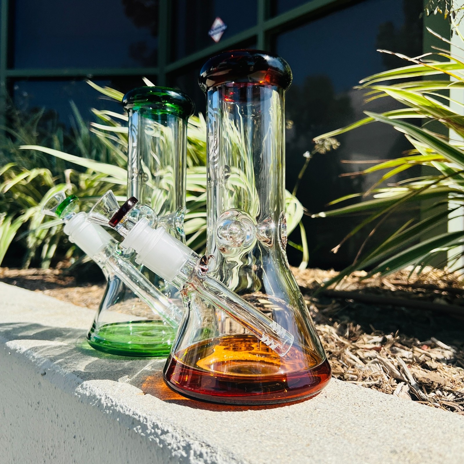 8&Prime; 50×7 50mm Assort Color Lip Base Glass Bong Super Thick Beaker Tobacco Hookah