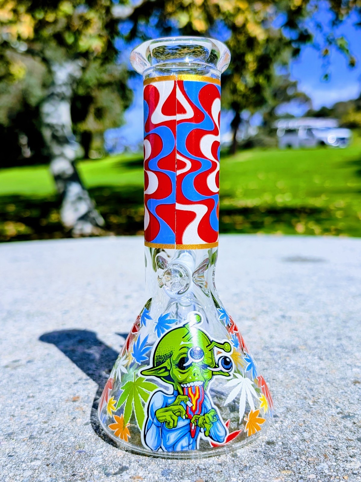 8 Inch Alien Decal Glass Beaker Bong Quality Tobacco Smoking Water Pipe Hookah F