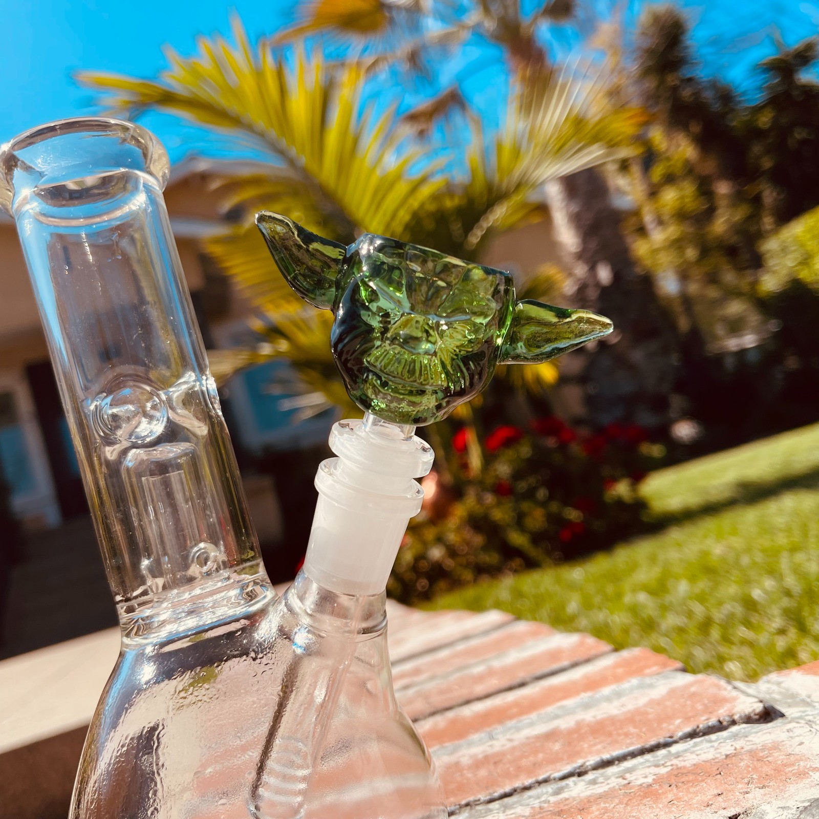 14mm Premium Bowl Thick Glass Yoda Shape Bowl Head Holder