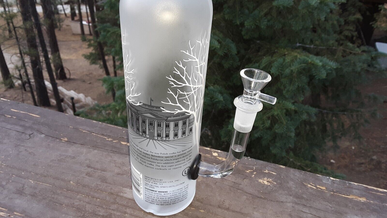 Reduced ! Perfect Gift Bong Belvadeer Vodka Liquor Bottle BONG Quality Parts!