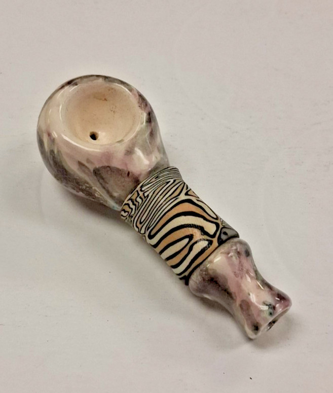 VINTAGE TYE DYE CERAMIC SMOKING TOBACCO HAND PIPE WITH FIMO CLAY 3.5&Prime;
