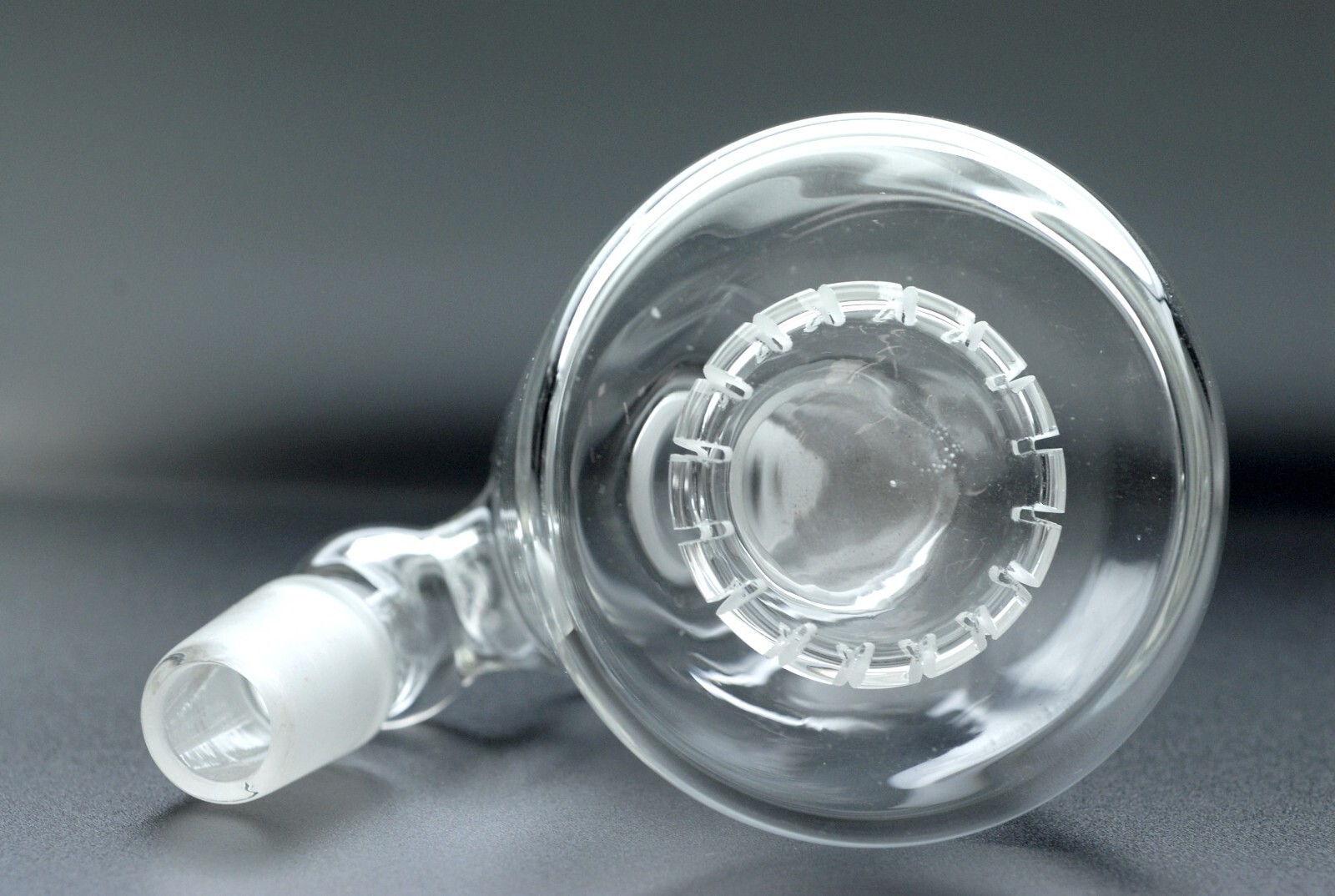18mm FM & M 45° Joint 3.5&Prime; High Showerhead Ash Catcher  Water Pipe Bong Bubbler