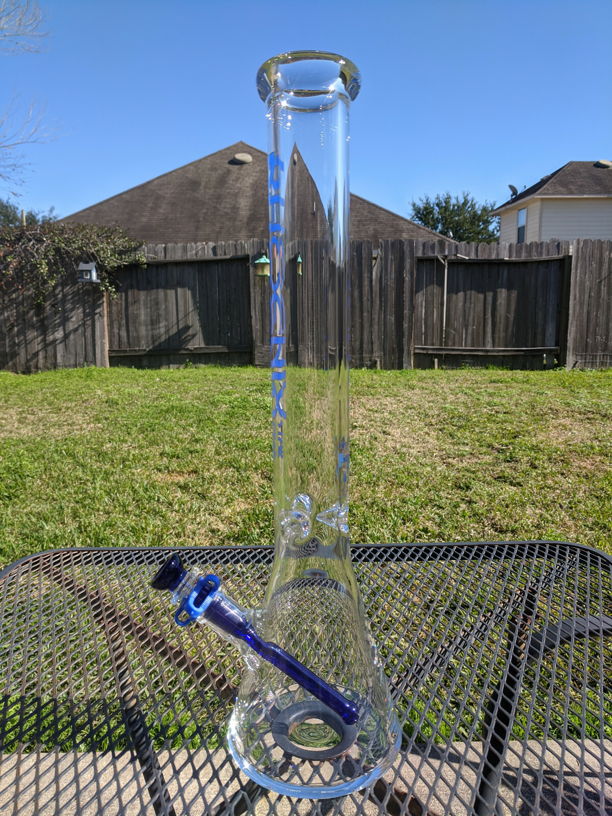 Phoenix Star – 18&Prime; Inch (XL) Glass Beaker Water Pipe Bong – 14mm – Blue
