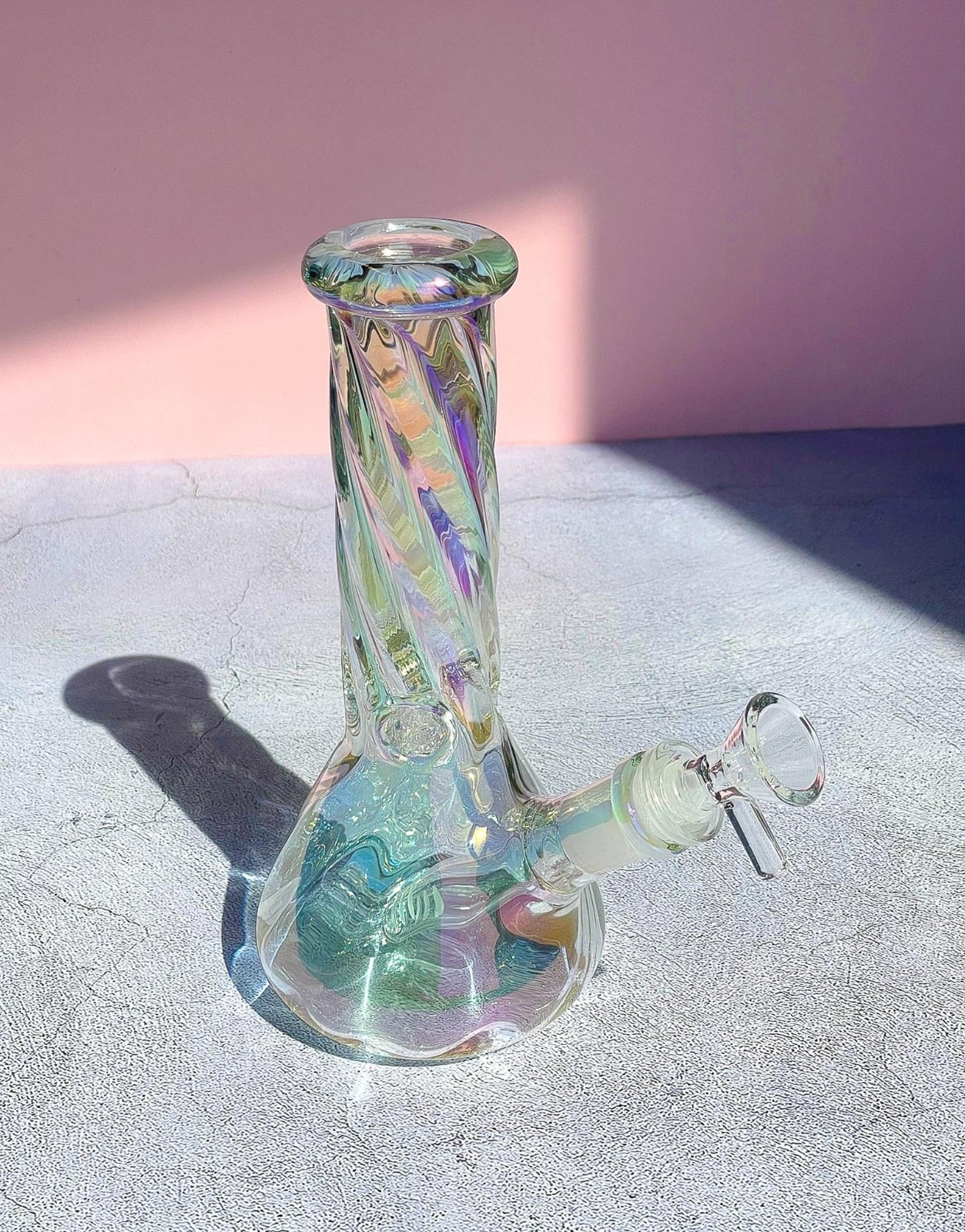 8 Inch Twisted Iridescent Glass Beaker Tobacco Hookah Bong