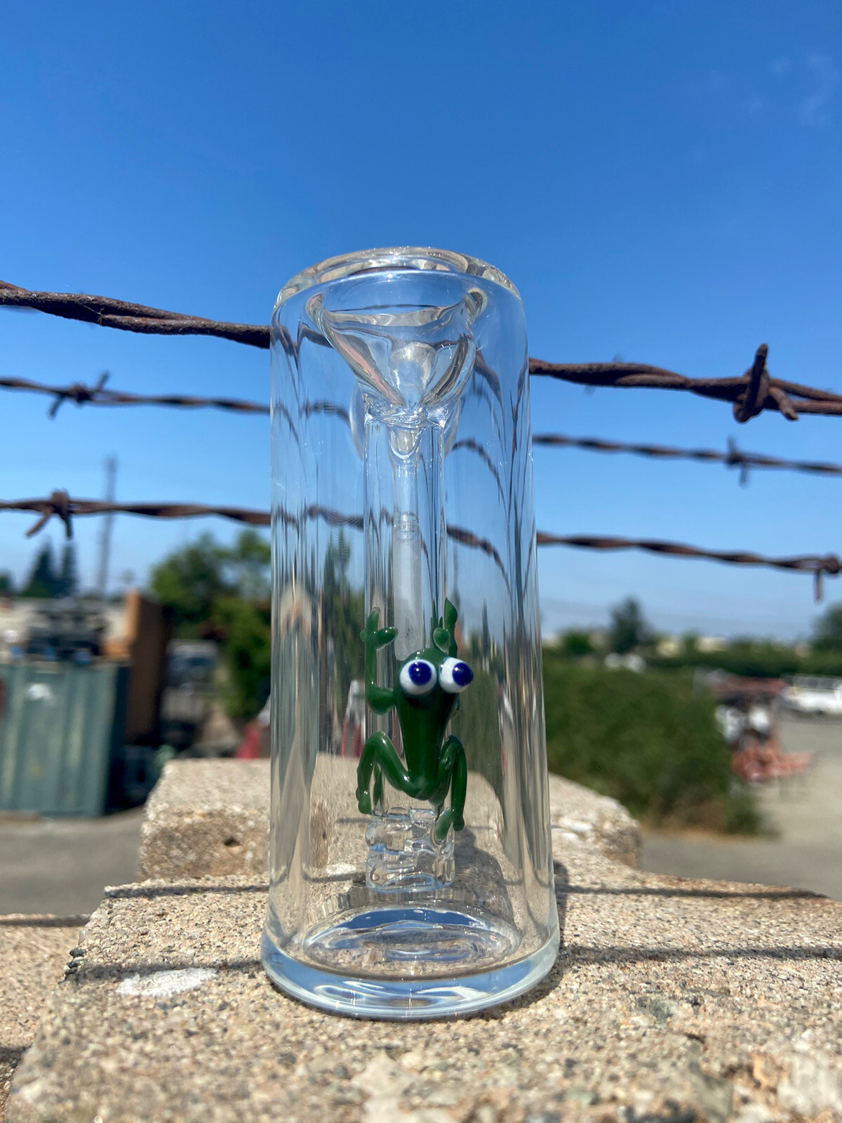 Green frog Thick Glass Ash Catcher bowl 18mm Male 90 Degree Downstem Fixed