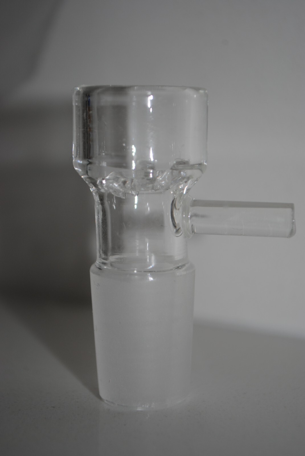 18MM CLEAR GLASS BOWL MALE INSERT WITH ASHCATCHER 10MM 14MM . 1 piece only