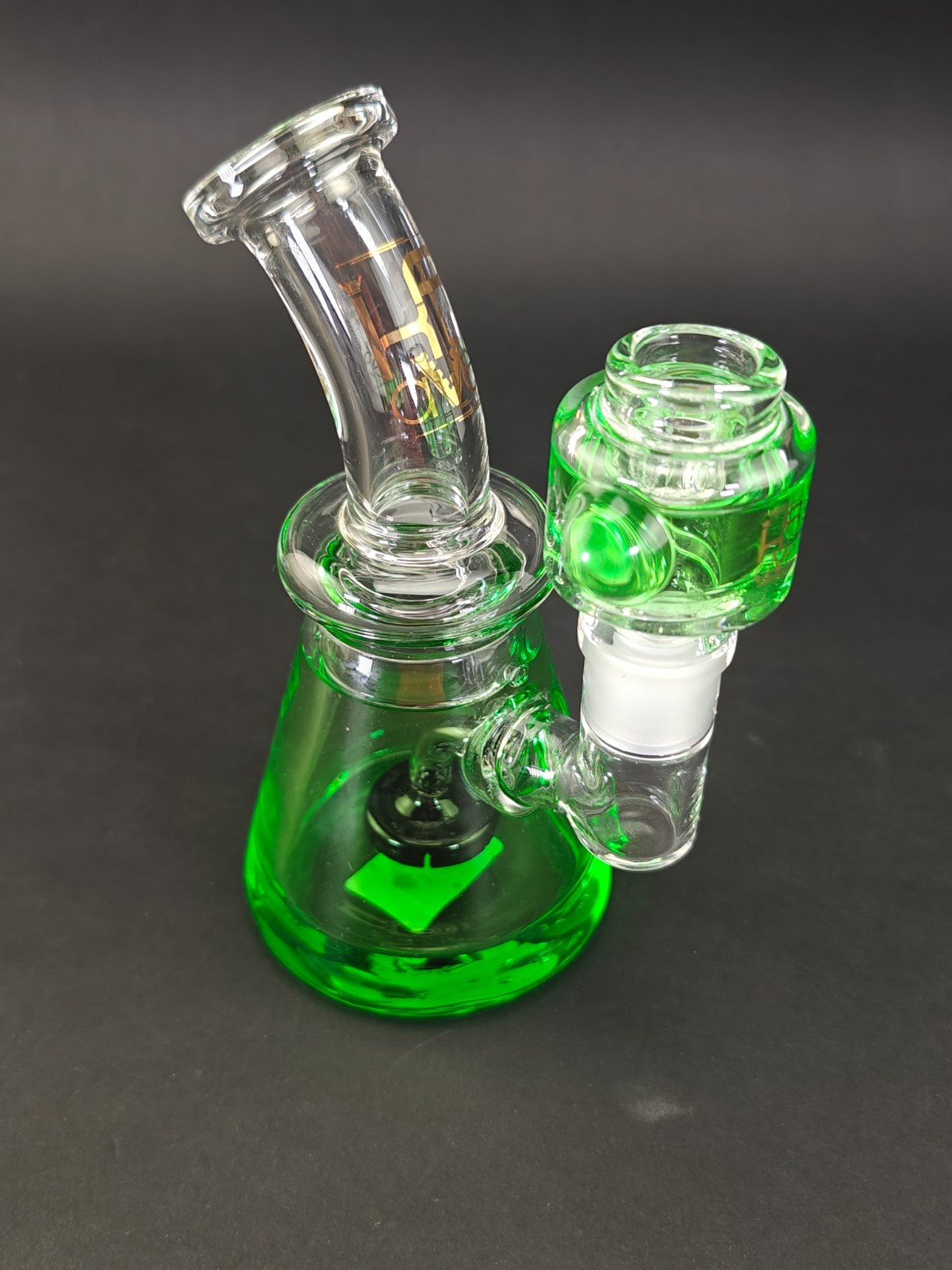 Krave FREEZABLE BONG WATER PIPE – Green Glycerin Filled Glass Water Pipe