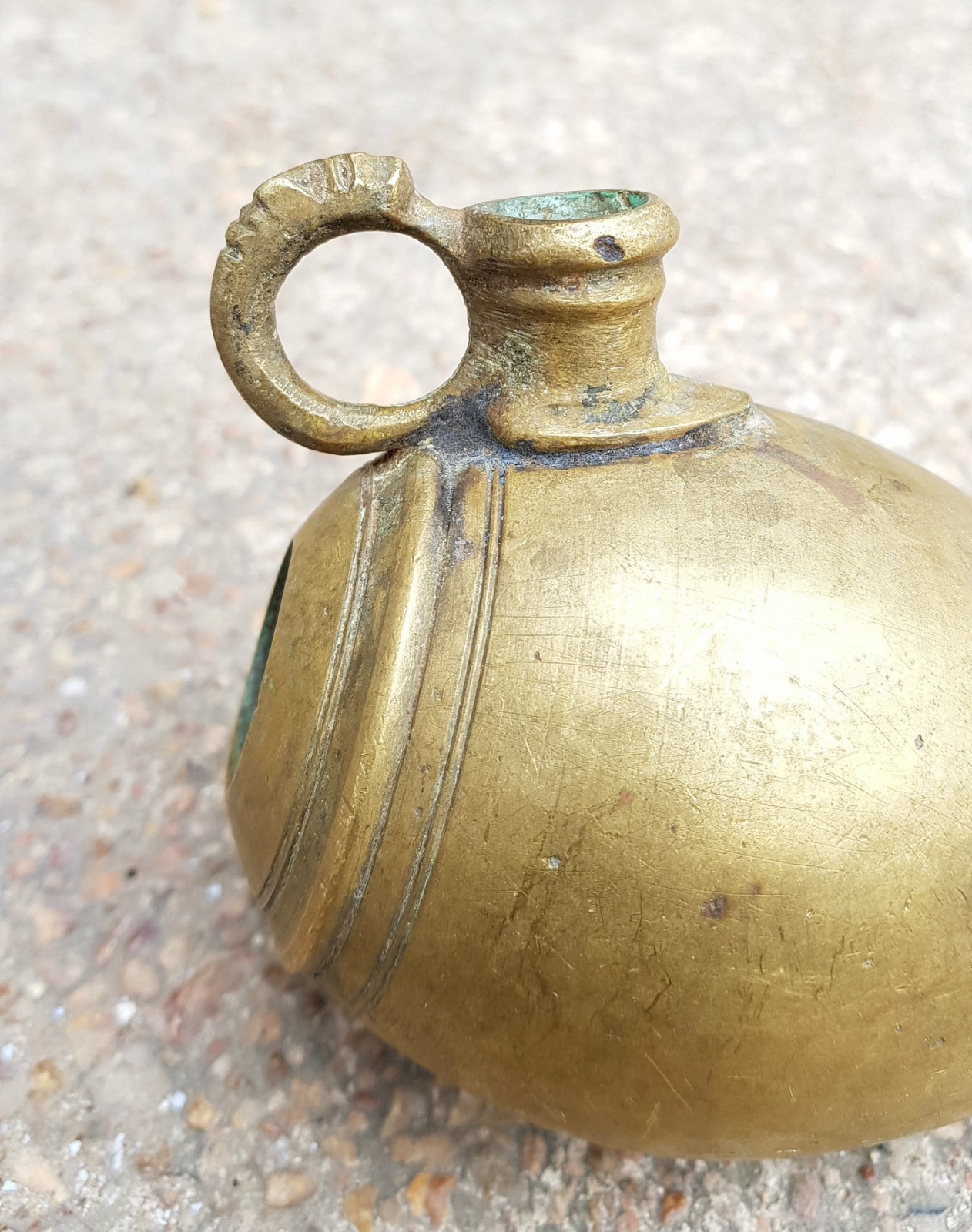 Vintage Scarce Brass Hand Carved Indo Persian Lion Engraved Hookah Pot