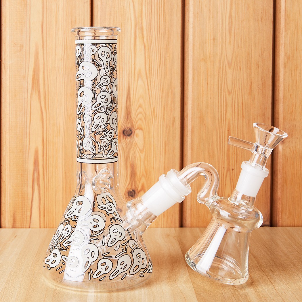 7.8&Prime; Skull Fluorescent Glass Bong Water Pipe Smoking Ash Catcher Beaker 14MM