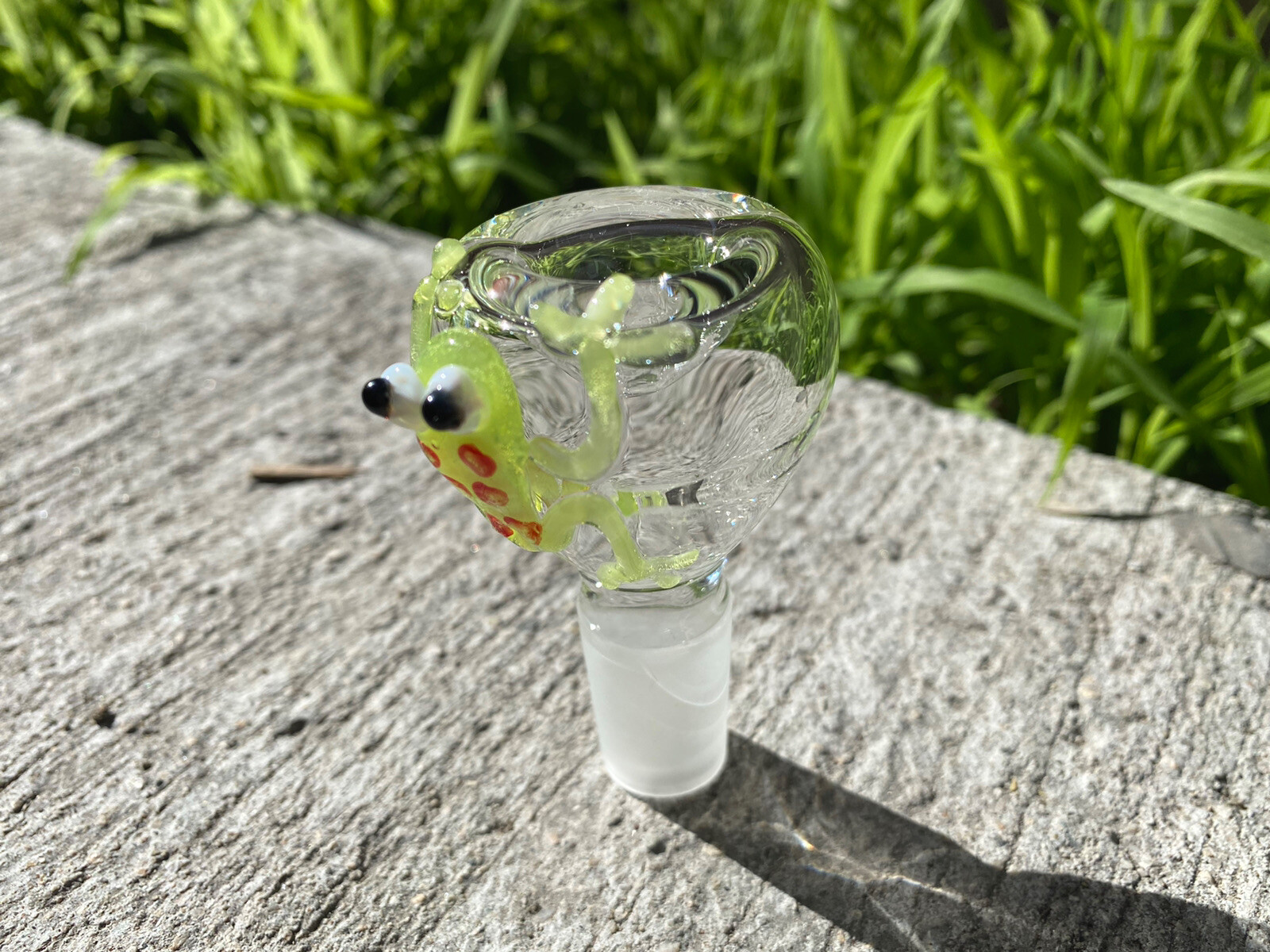 18mm Frog Clear Glass Bowl Male Joint