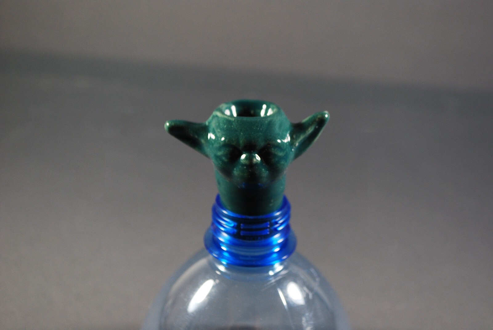 Ceramic Bong CapMaster Yoda for Gravity Bong Water Bottle Bong Waterfall Smoking