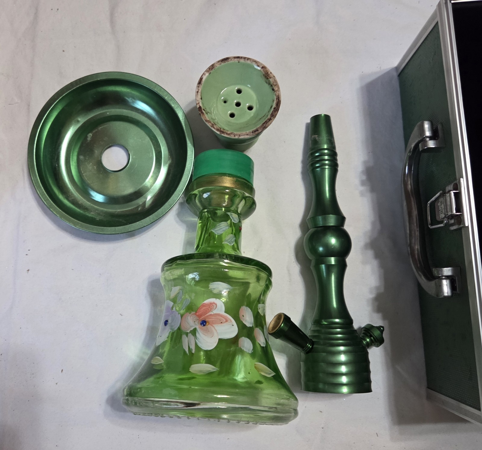 Vintage Green Hookah Set w/ Carry Case – Hand Painted Glass Base & Hose