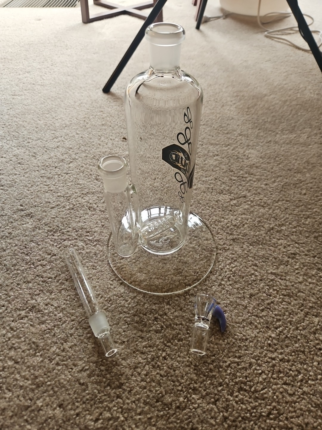 Liquid Glass Bong / Water Pipe