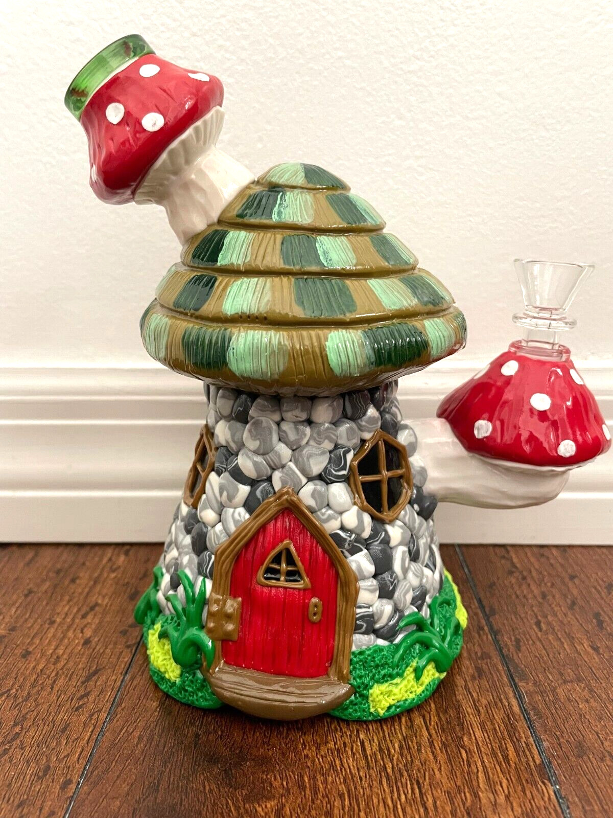 7.25” Premium Glass Water Pipe Art Mushroom Hut House Shower Perc 14mm