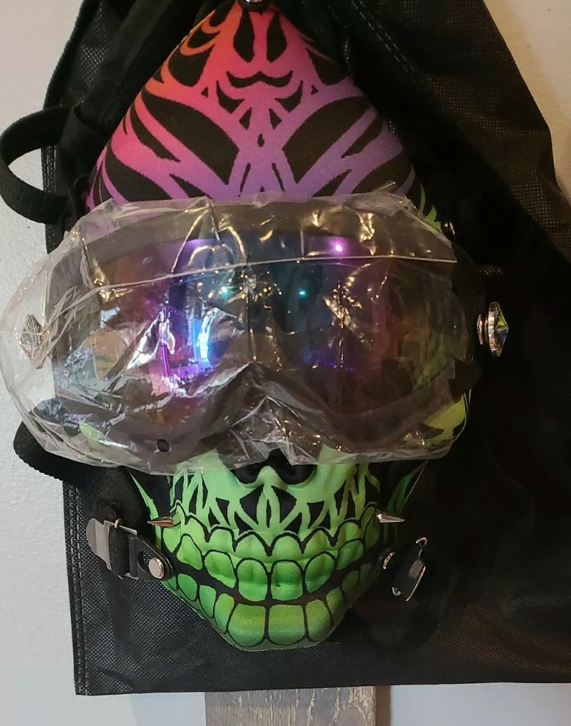Gas Mask Bong Silicon Smoking Solid Hookah. USA Seller, Multiple Styles.