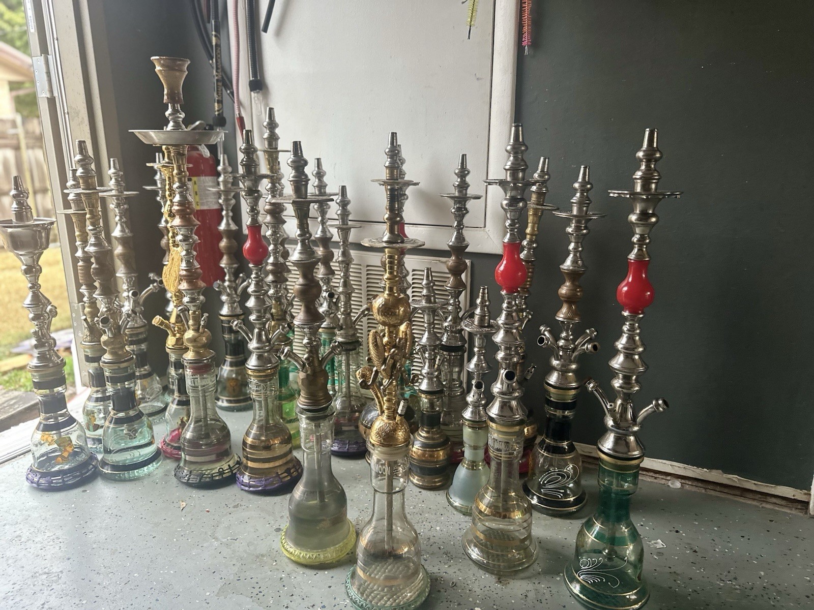 hookah set with base, tray, clay head.