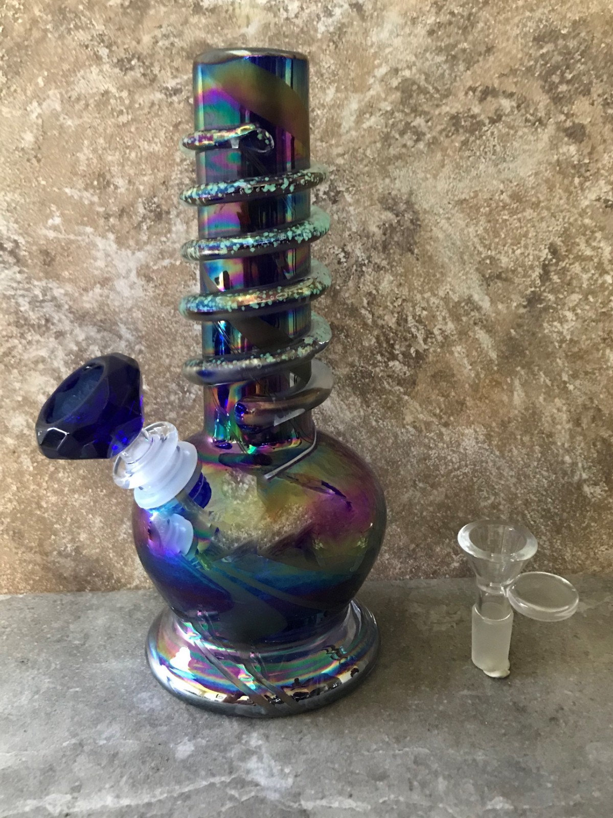 8&Prime; Soft Glass Bong, Glow in the Dark + Blue Diamond Bowl