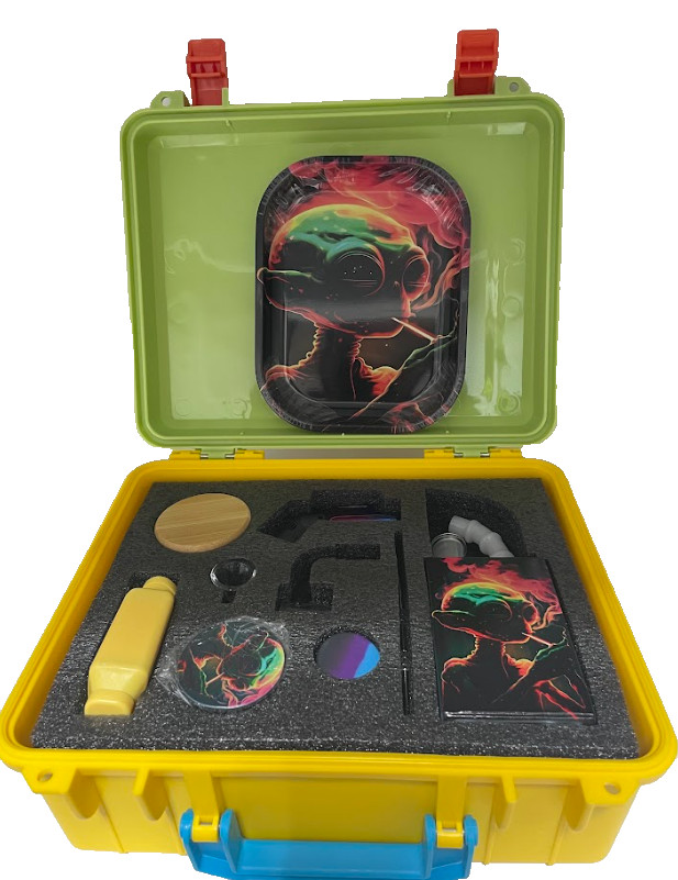 SMOKING KIT SUITCASE – ALIEN GLOW EDITION | ONLY $55.55 + FREE SHIPPING