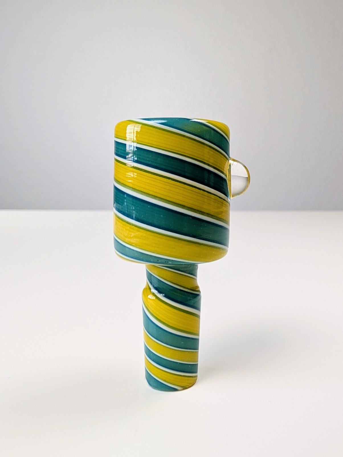 14mm Yellow Turquoise Candy Twisted Premium Quality Glass Bowl Slide Bong Pipe