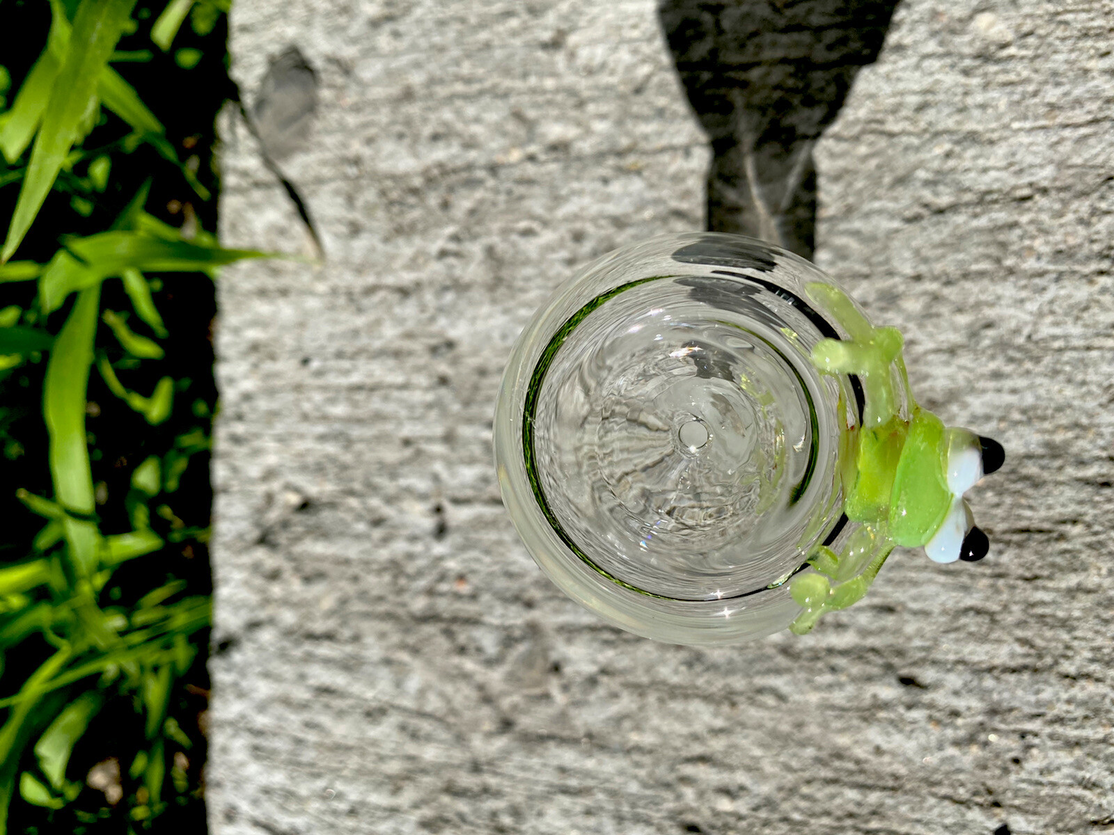 18mm Frog Clear Glass Bowl Male Joint