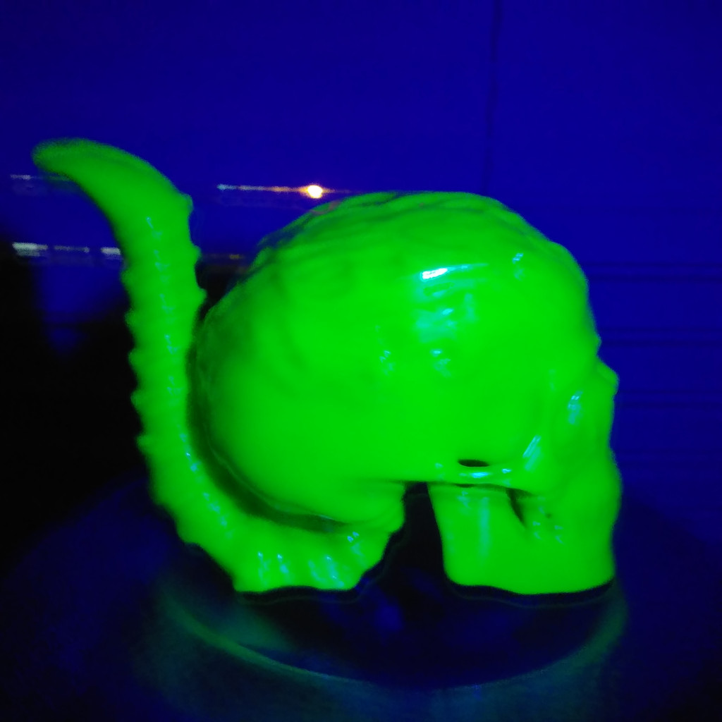 Flaming Skull Bong Bubbler black light reactive