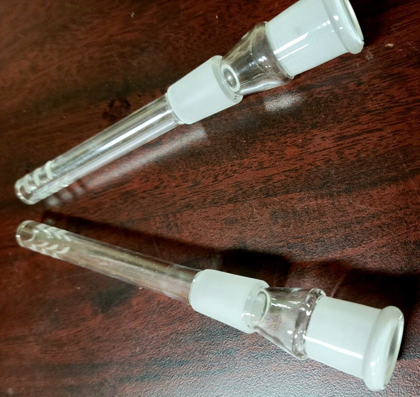 10 PCS. Lot- 5.5&Prime;- 6&Prime; 18mm Female Downstem With Diffuser + 25 Brass Screens FREE