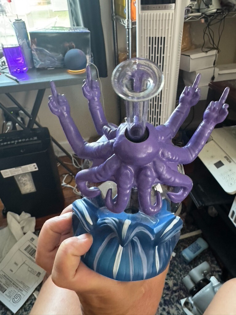 Bong EVIL Octopus Mushroom Monster Shape Hookah Silicone Water Pipe FTW BONG